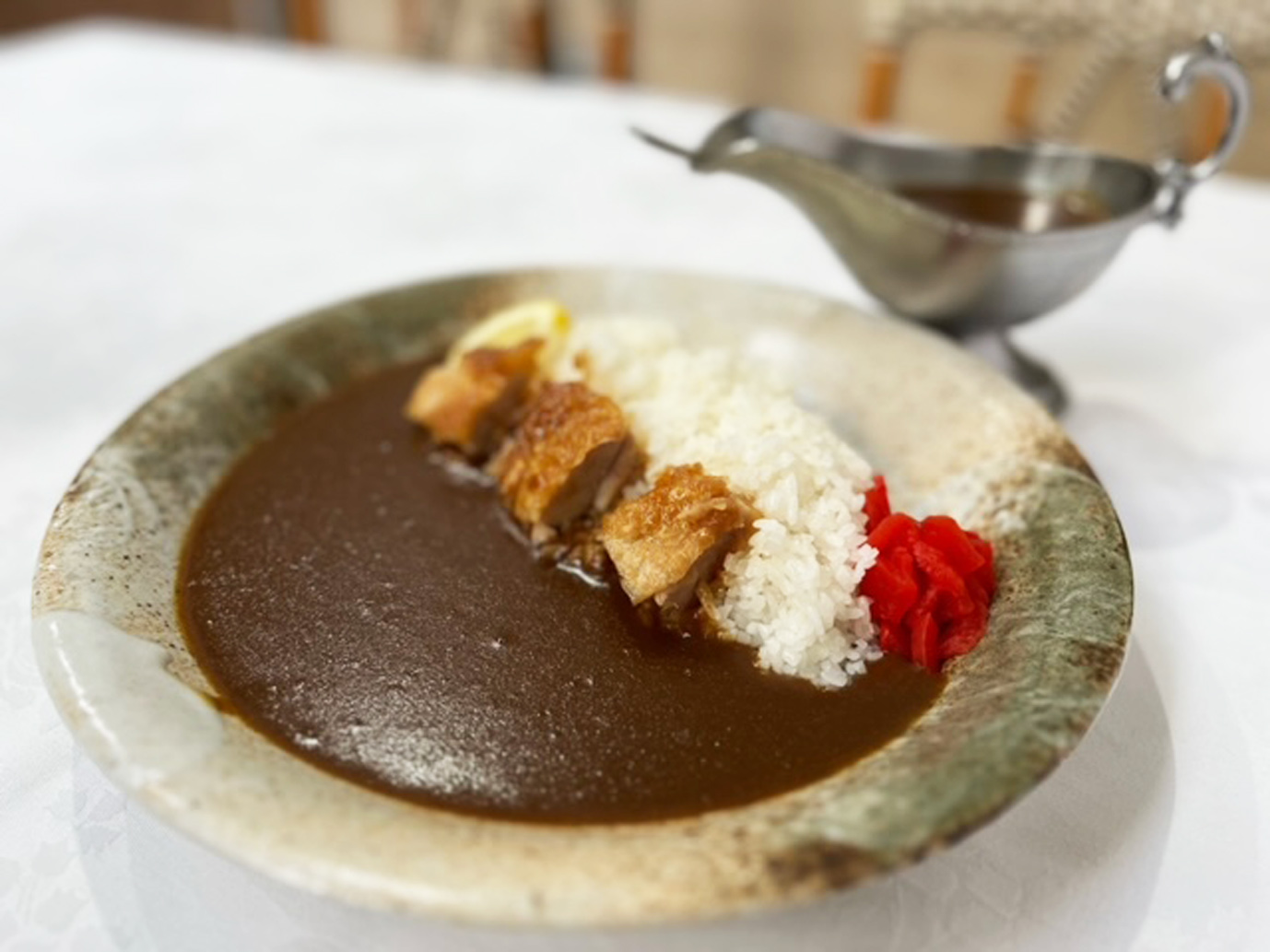 ホテル朝食カレー（チキン南蛮添え）